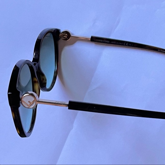 NEW Fendi Women's Cat Eye Sunglasses 57mm Tortoise - Picture 6 of 12